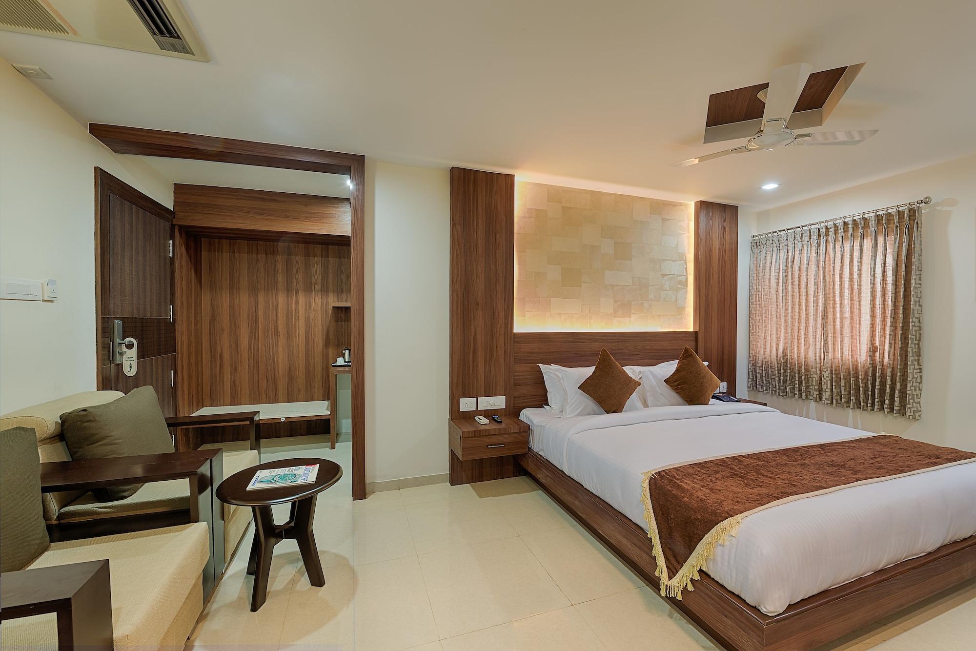 Holiday Residency Коимбатур Экстерьер фото