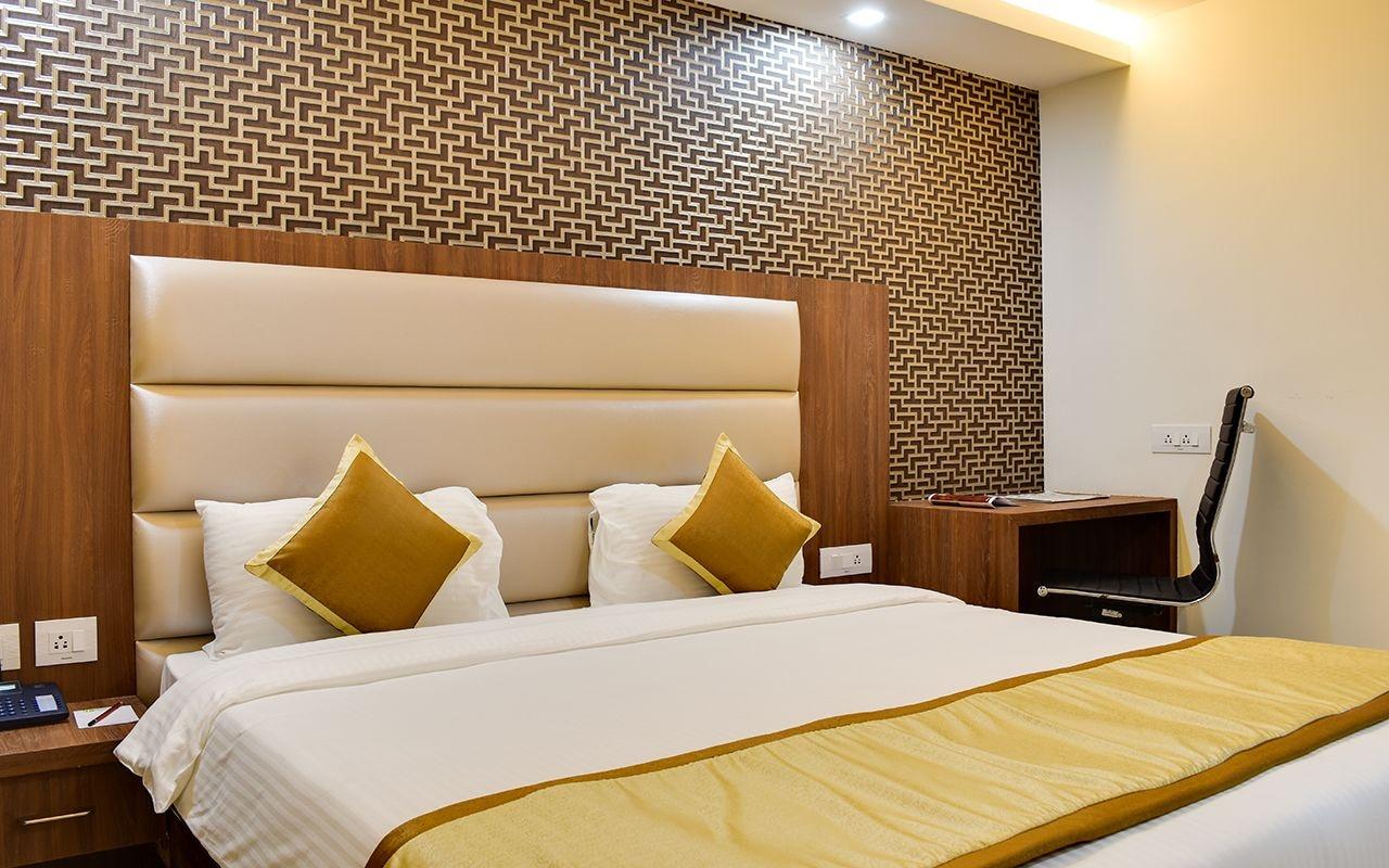 Holiday Residency Коимбатур Экстерьер фото