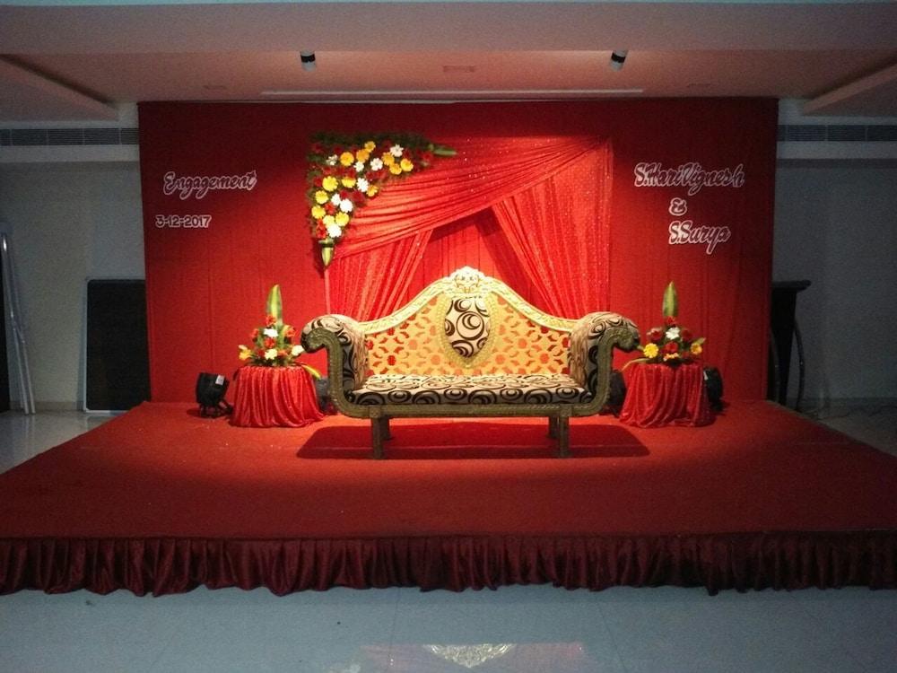 Holiday Residency Коимбатур Экстерьер фото
