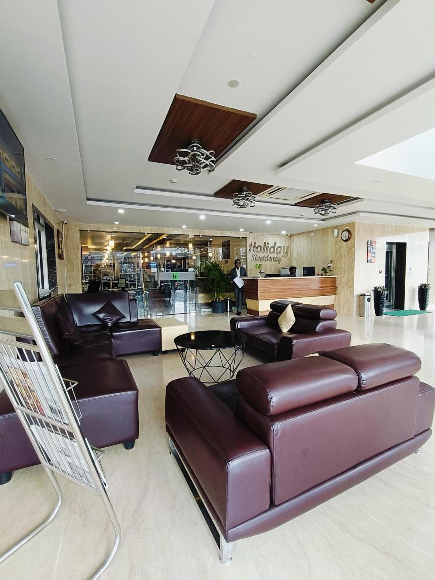 Holiday Residency Коимбатур Экстерьер фото