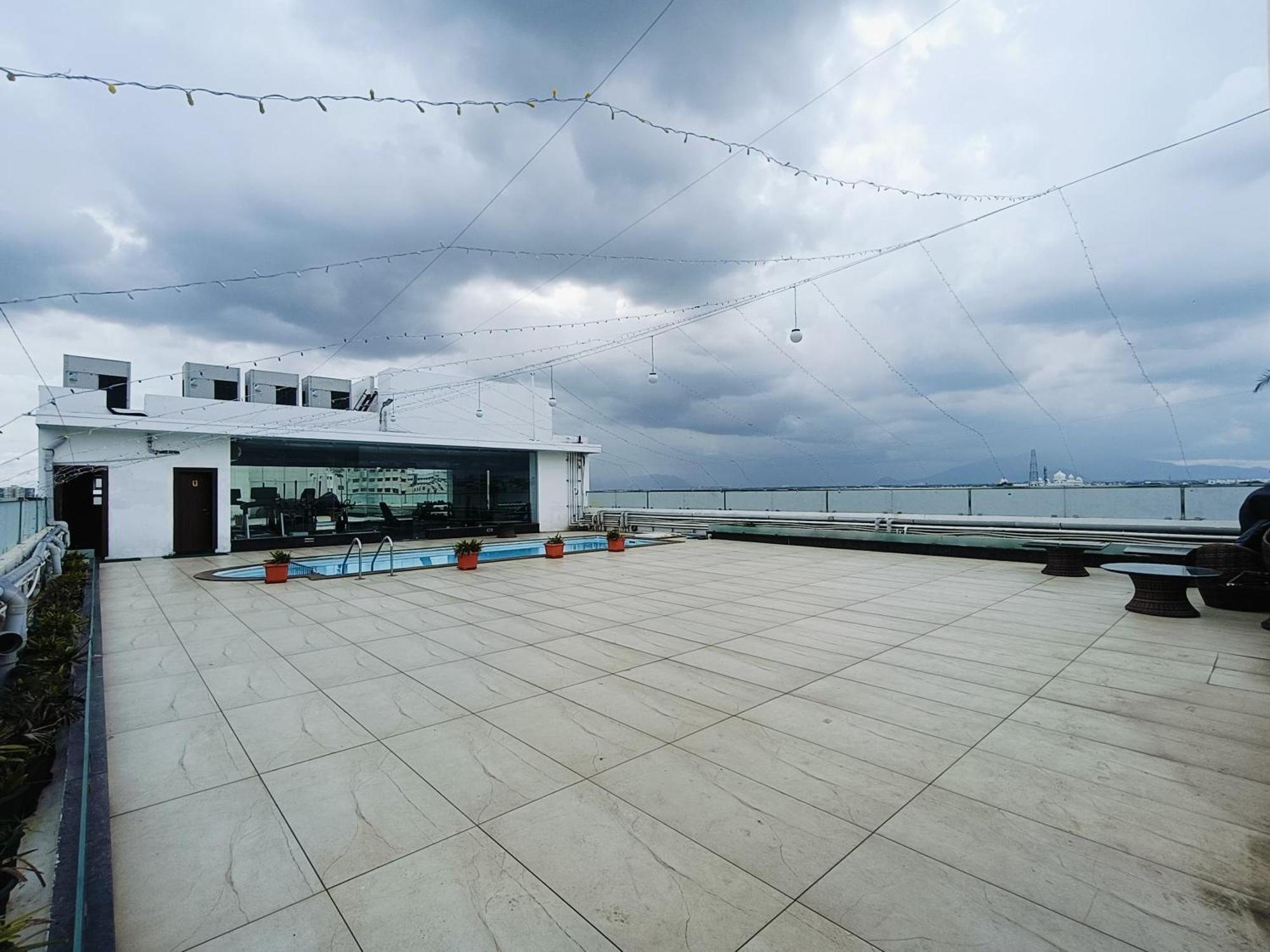 Holiday Residency Коимбатур Экстерьер фото