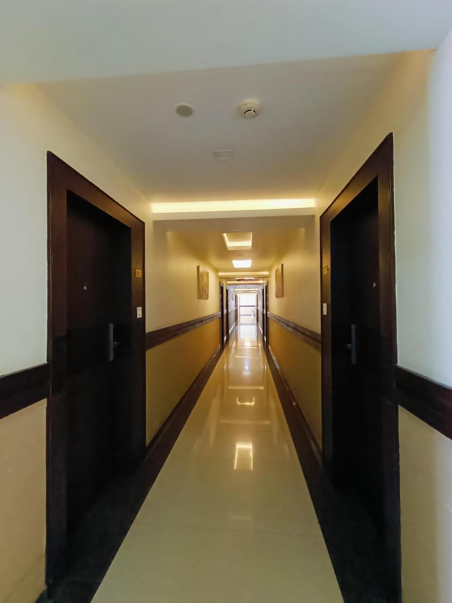 Holiday Residency Коимбатур Экстерьер фото